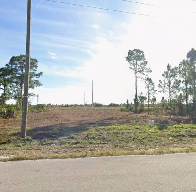 3392 Meadow Rd , Lehigh Acres, FL 33974 Photo