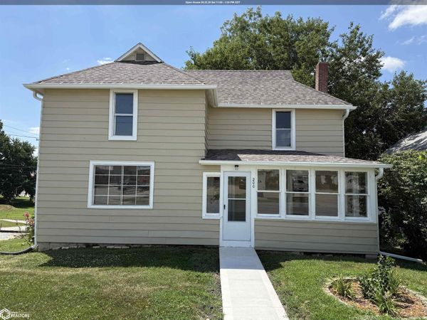 200 NW Church Street, Leon, IA 50144
