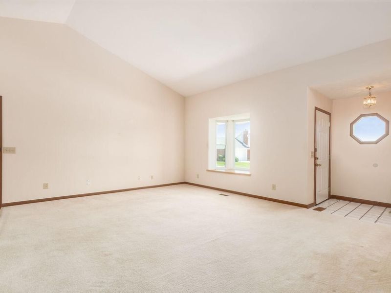 1146 Old Farm Lane, Springfield, OH 45503 Photo 7