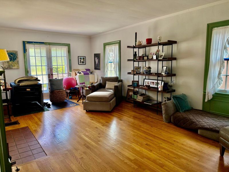 262 N Ardmore Road , Columbus, OH 43209 Photo 5
