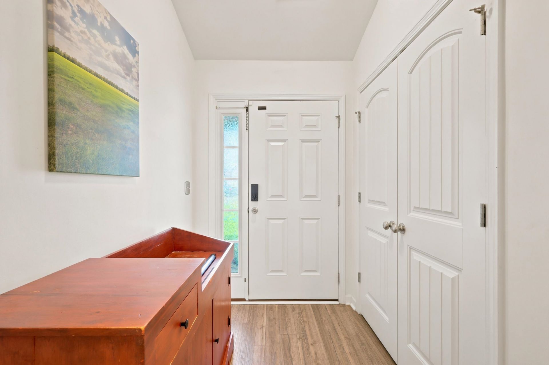 148 Balsa Dr. Photo 10