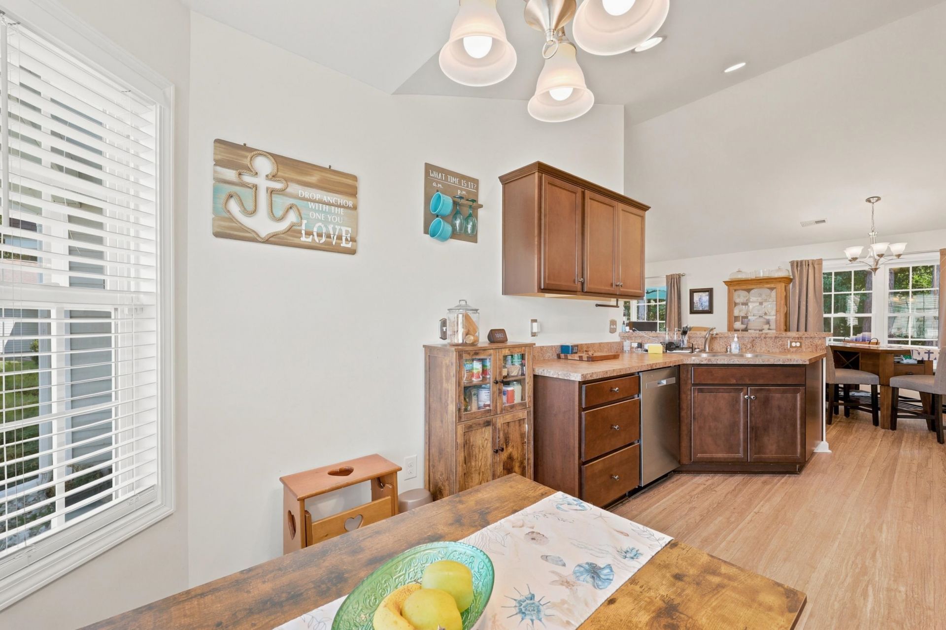 148 Balsa Dr. Photo 16