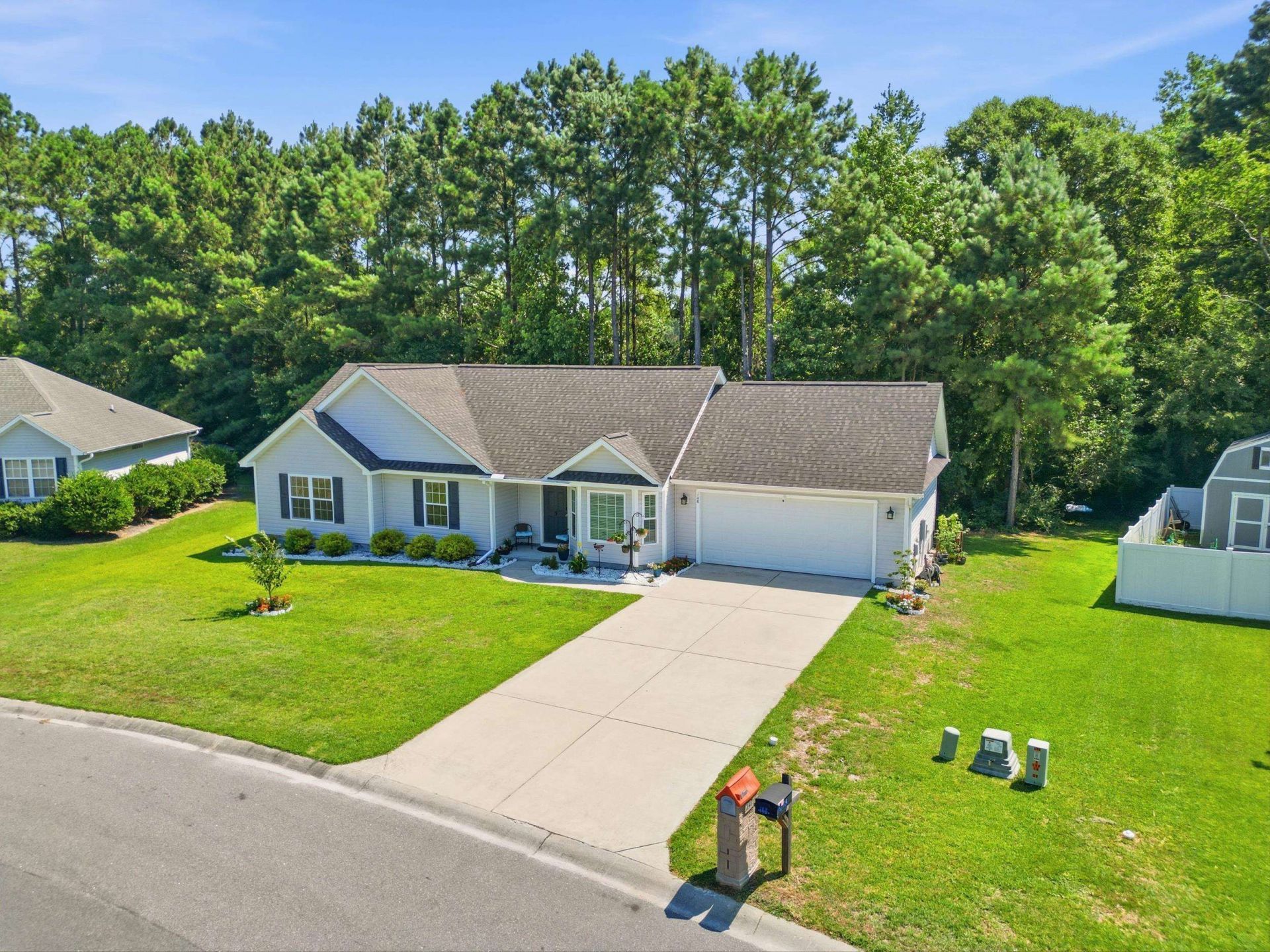 148 Balsa Dr. Photo 37