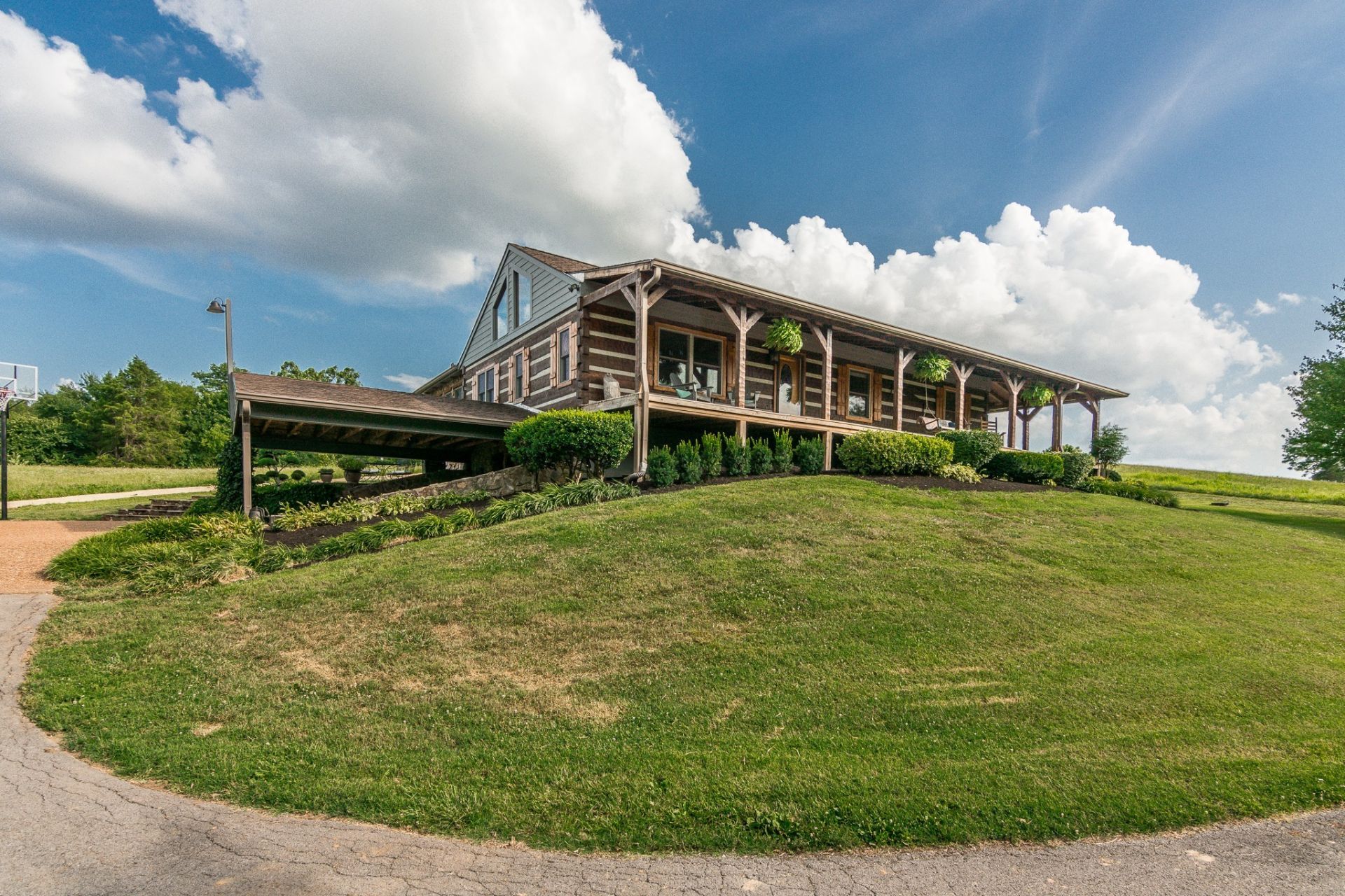 812 New Shackle Island Rd , Hendersonville, TN 37075 Main Photo