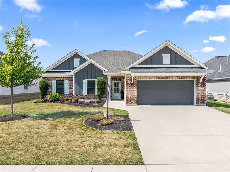519 Flagstone, Tipp City, OH 45371 Photo 1