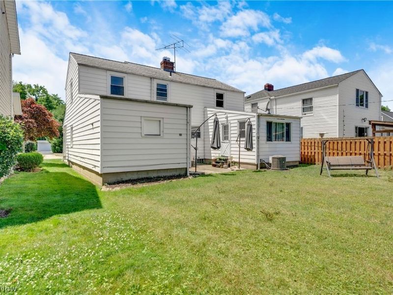 2245 Sunset Drive, Wickliffe, OH 44092 Photo 24