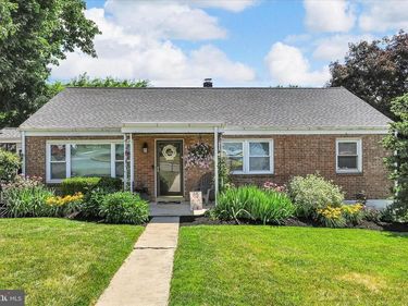 3523 LANTANA AVENUE, READING, PA 19605
