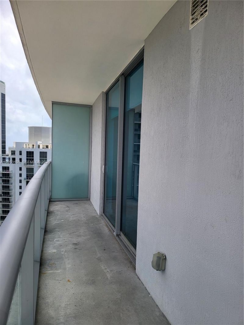 1100 S Miami Ave , Unit 3707, Miami, FL 33130 Photo