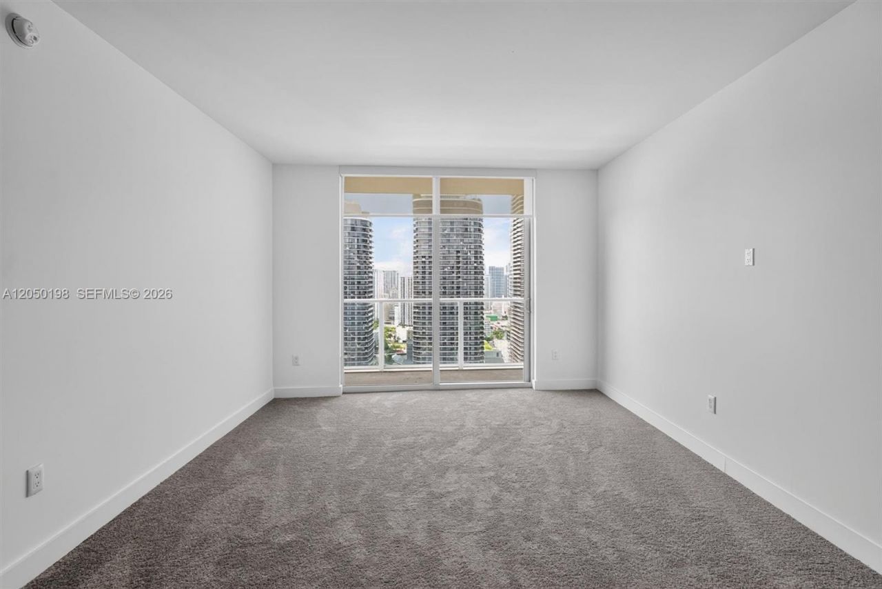 1100 S Miami Ave, Unit 3707, Miami, FL 33130 Photo