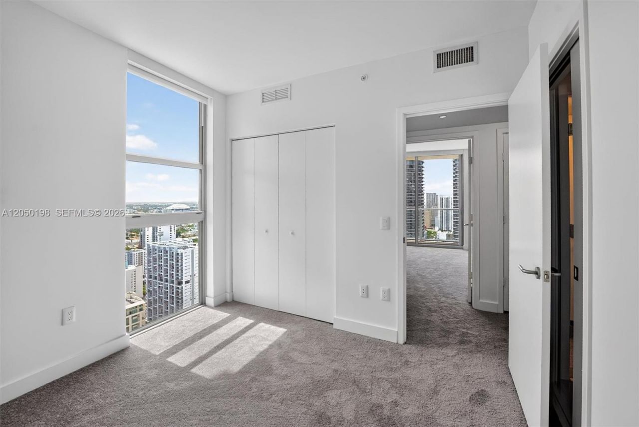 1100 S Miami Ave, Unit 3707, Miami, FL 33130 Photo