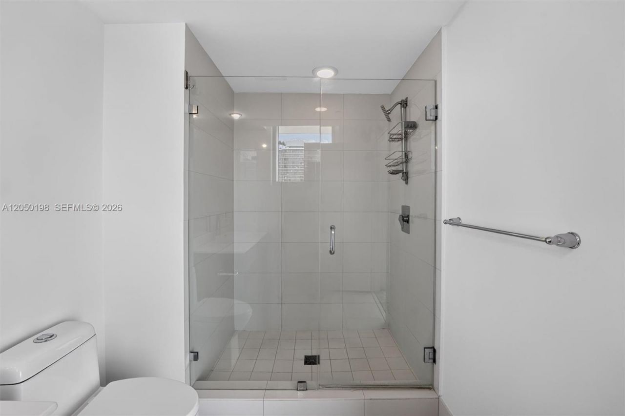 1100 S Miami Ave, Unit 3707, Miami, FL 33130 Photo