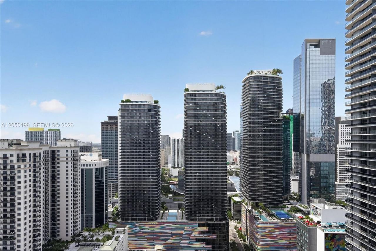1100 S Miami Ave, Unit 3707, Miami, FL 33130 Photo