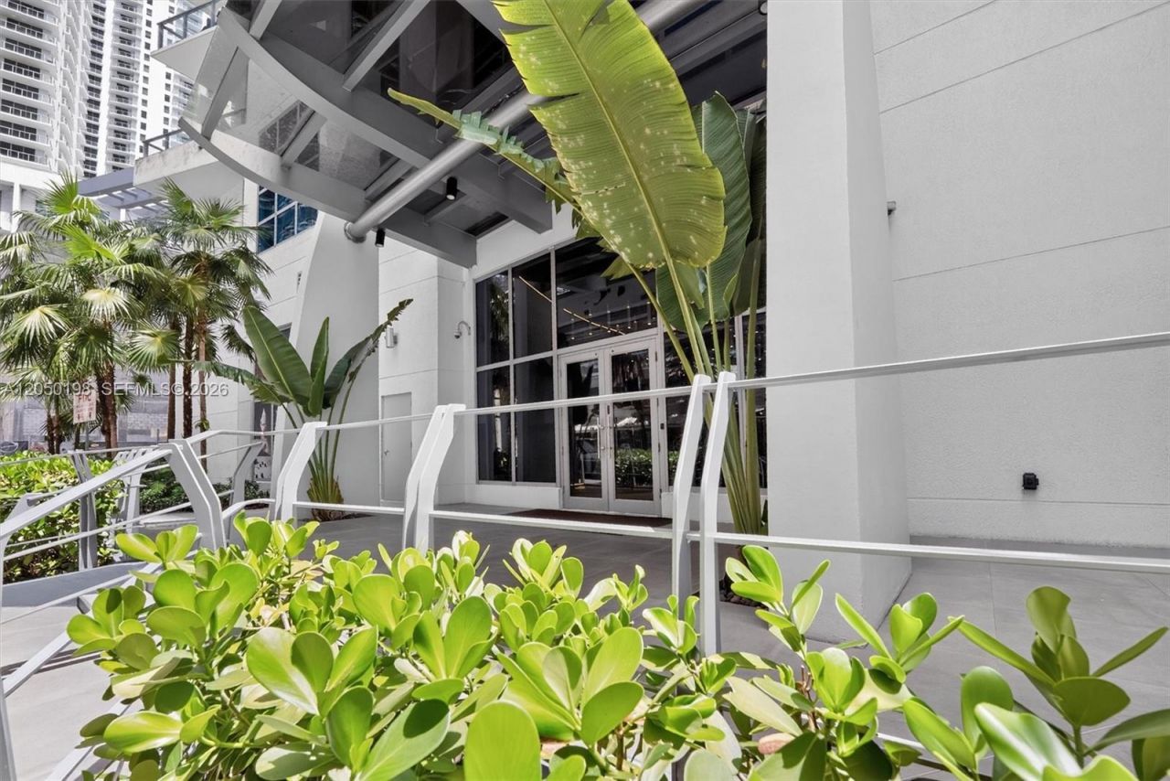1100 S Miami Ave, Unit 3707, Miami, FL 33130 Photo