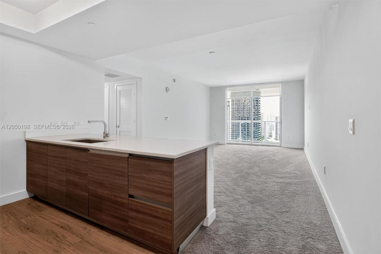 1100 S Miami Ave, Unit 3707, Miami, FL 33130 Photo