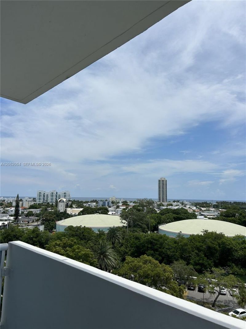 7441 Wayne Ave, Unit 8R, Miami Beach, FL 33141 Photo