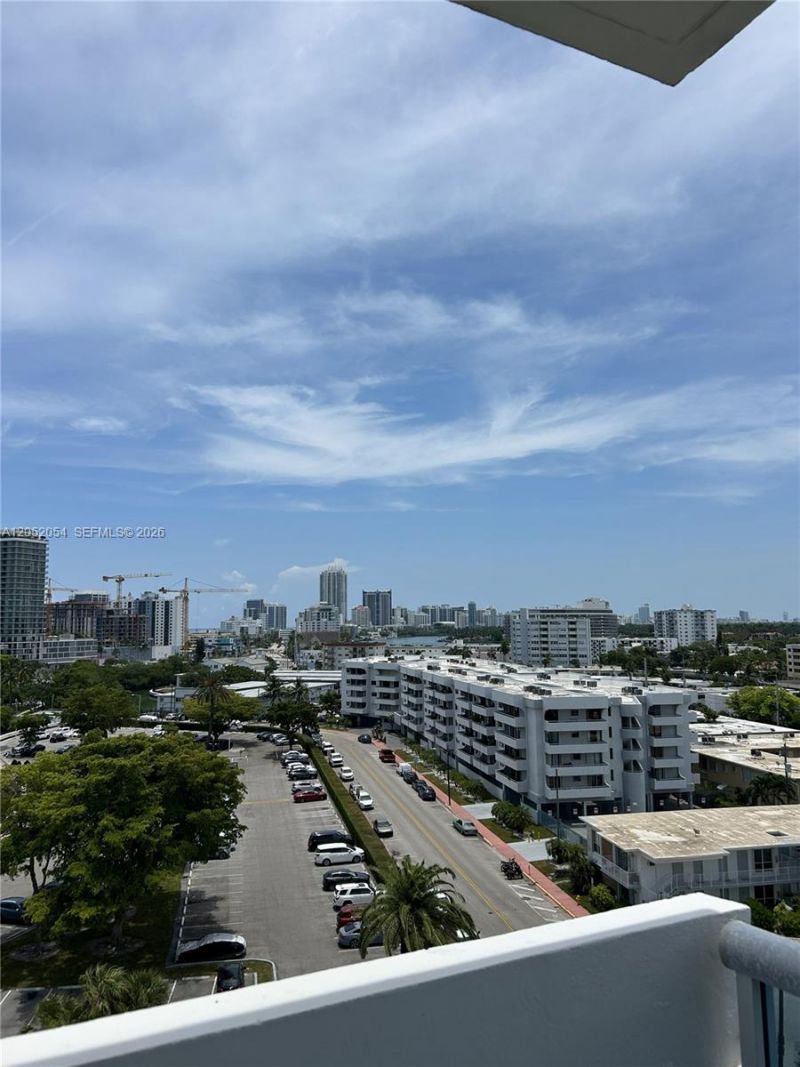 7441 Wayne Ave, Unit 8R, Miami Beach, FL 33141 Photo