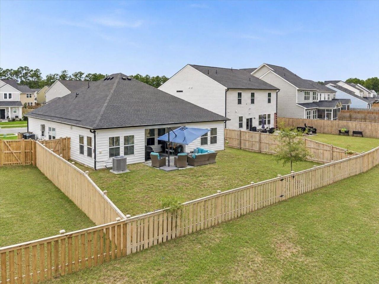 434 Water Orchid Way Photo 16