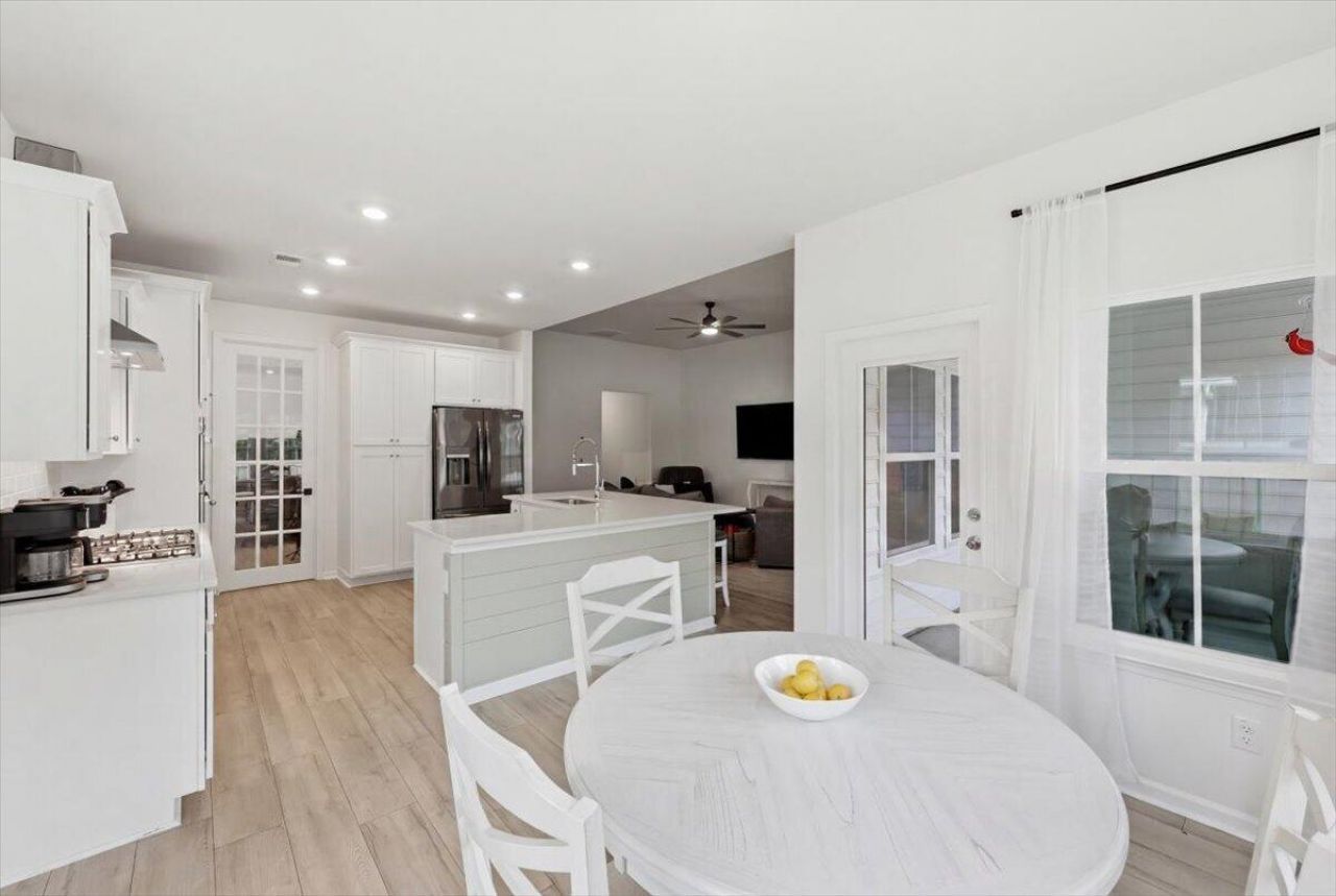 434 Water Orchid Way Photo 32