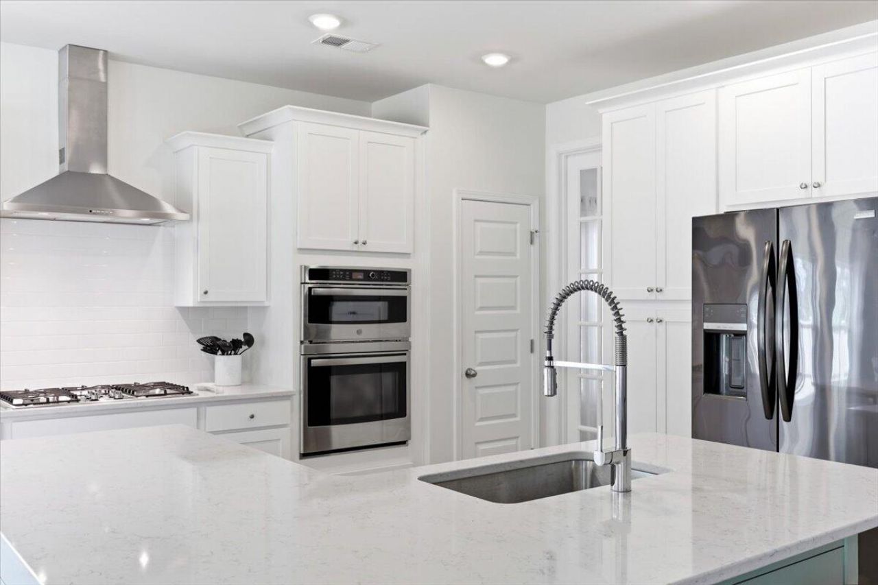 434 Water Orchid Way Photo 36