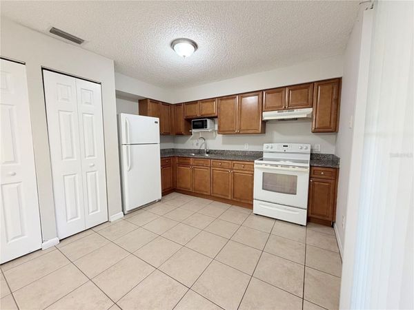 330 DOGWOOD AVENUE , ORANGE CITY, FL 32763