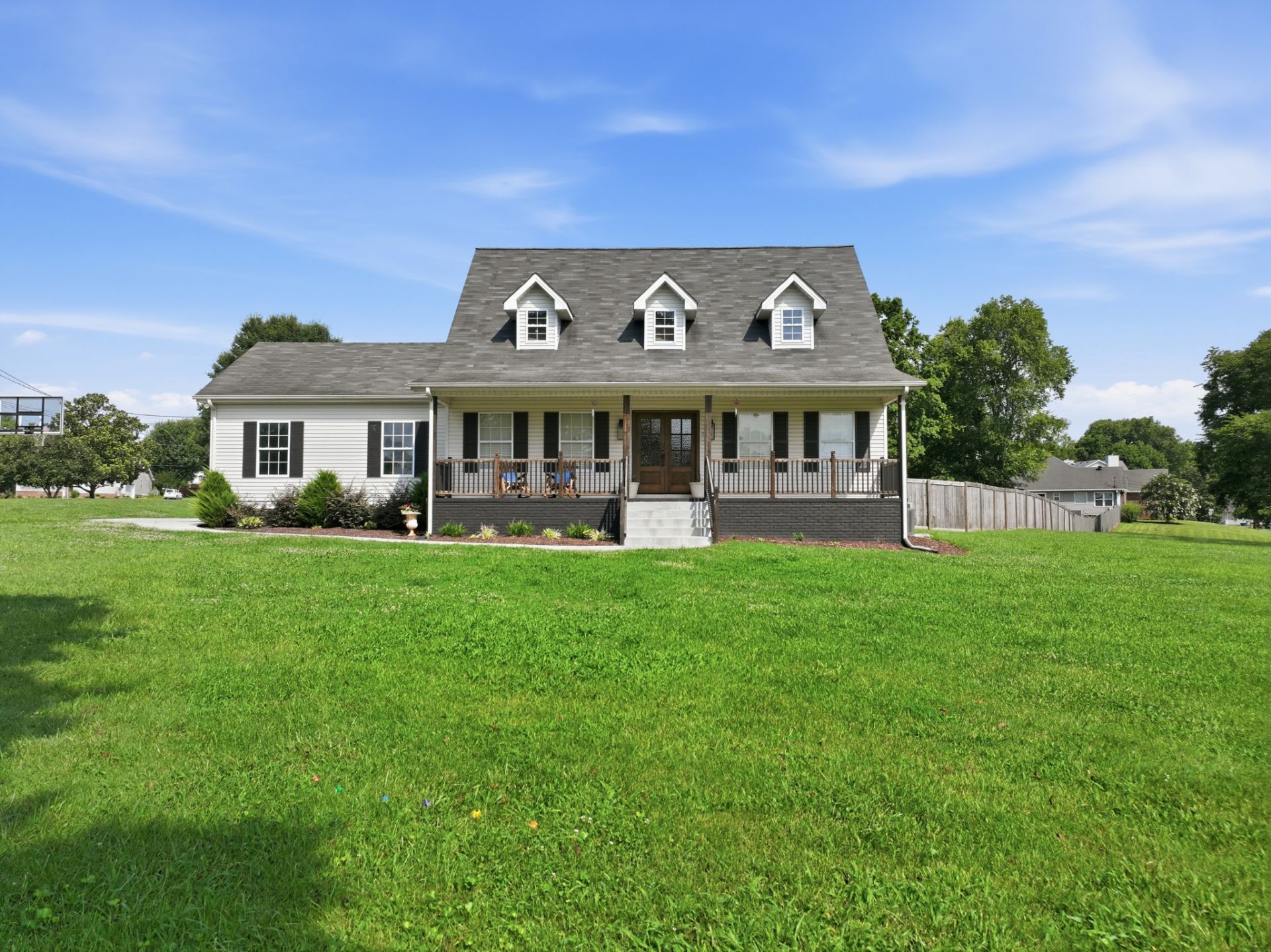 1504 Bradshaw Dr, Columbia, TN 38401 Main Photo