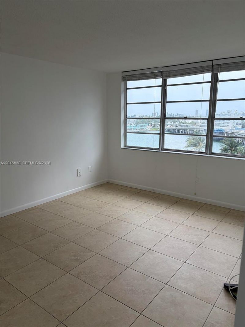 1865 79th St Cswy , Unit 8K, Miami, FL 33141 Photo