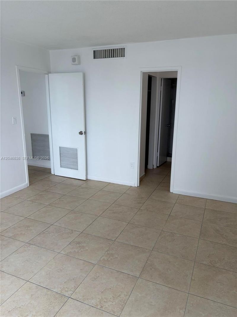 1865 79th St Cswy , Unit 8K, Miami, FL 33141 Photo