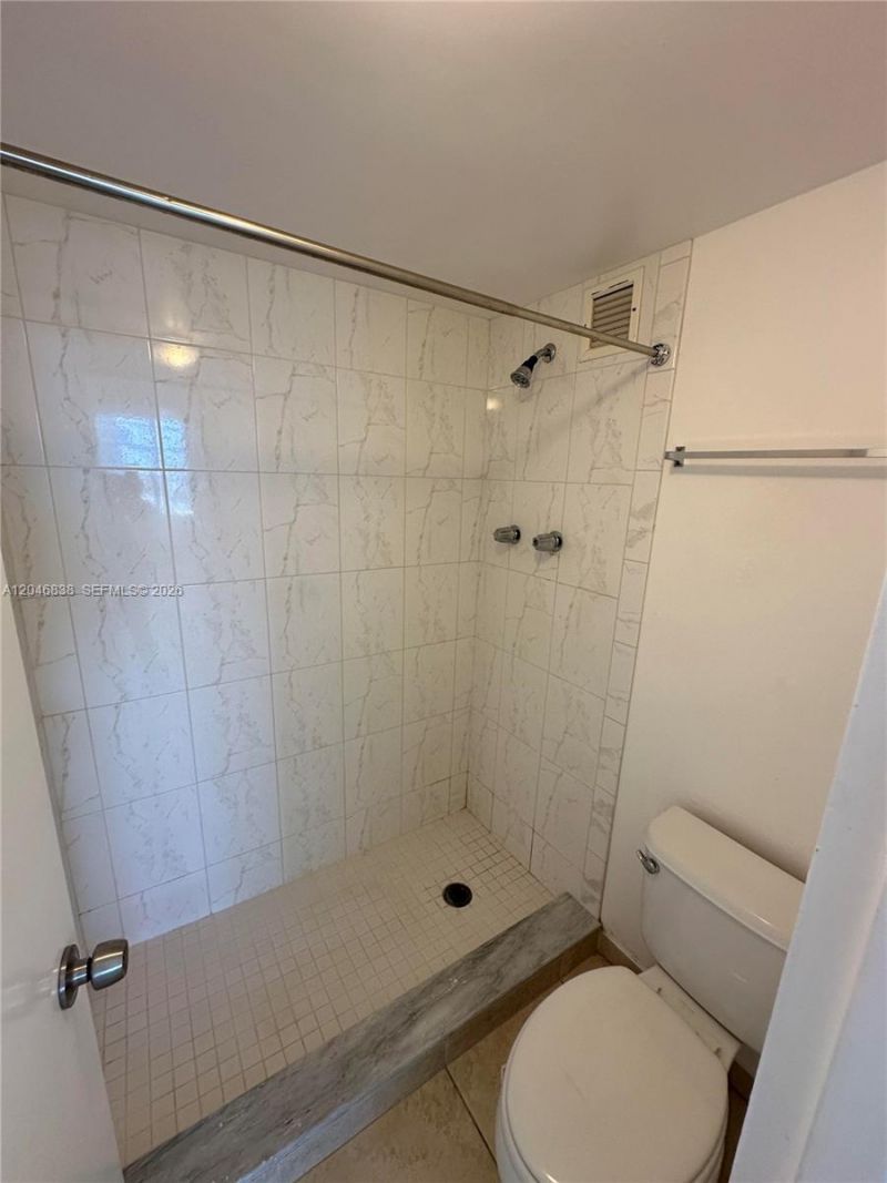 1865 79th St Cswy , Unit 8K, Miami, FL 33141 Photo