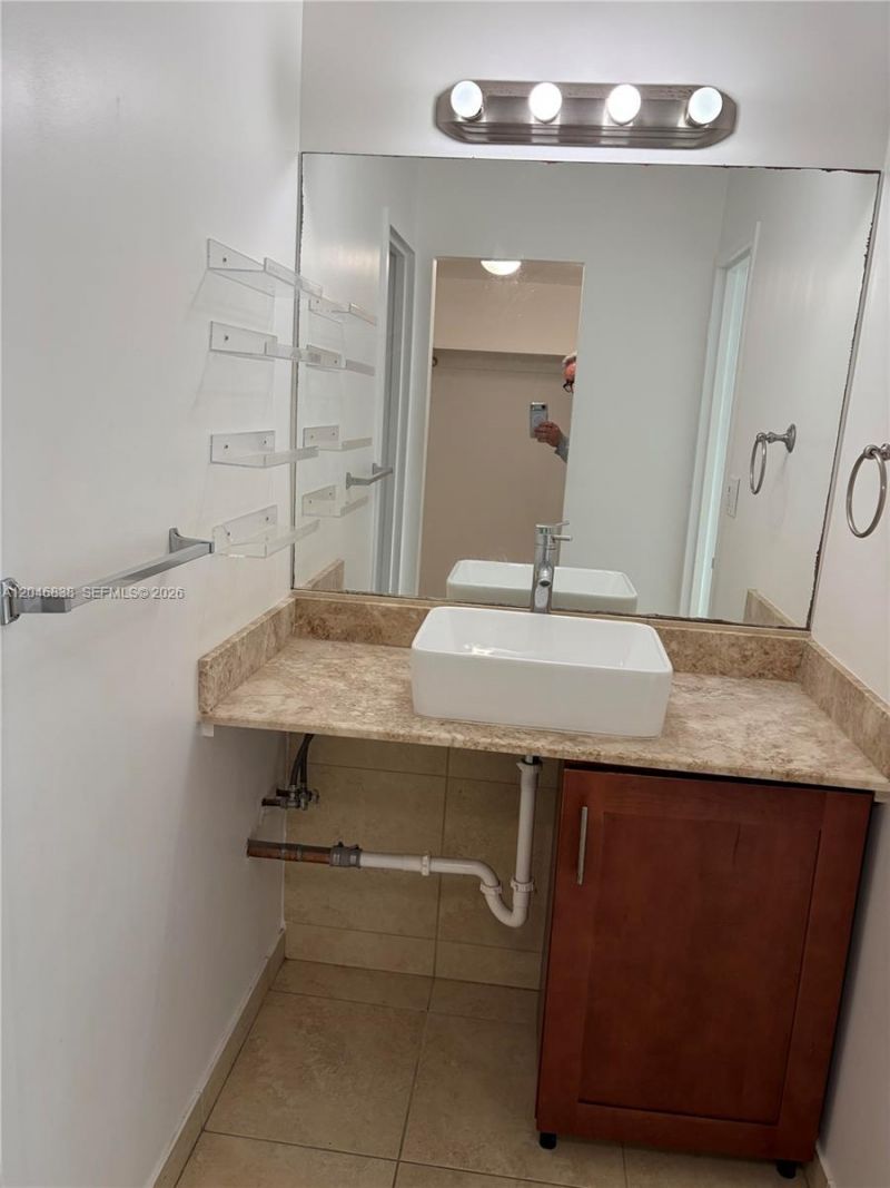 1865 79th St Cswy , Unit 8K, Miami, FL 33141 Photo
