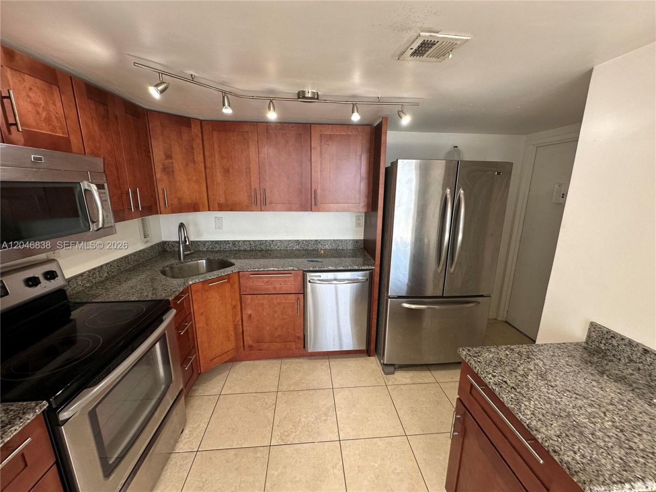 1865 79th St Cswy , Unit 8K, Miami, FL 33141 Photo