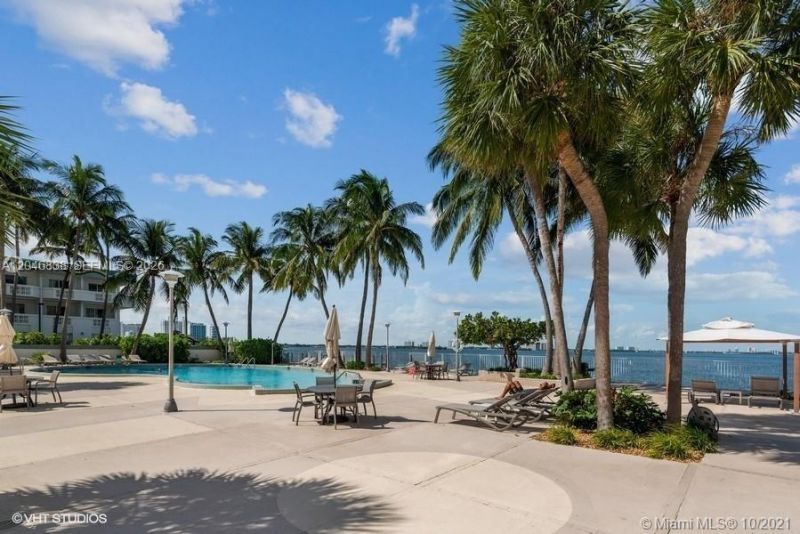 1865 79th St Cswy , Unit 8K, Miami, FL 33141 Photo