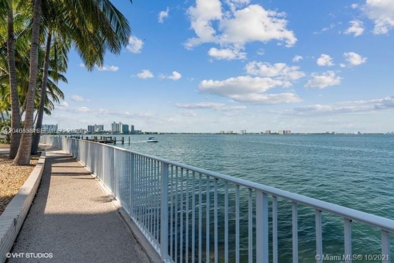 1865 79th St Cswy , Unit 8K, Miami, FL 33141 Photo