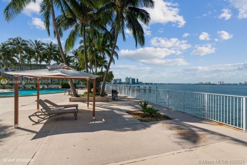 1865 79th St Cswy , Unit 8K, Miami, FL 33141 Photo