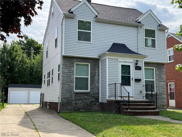 261 E 210th Street , Euclid, OH 44123