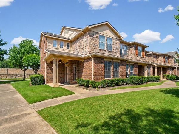 2204 Canterbury Park Drive , Grand Prairie, TX 75050
