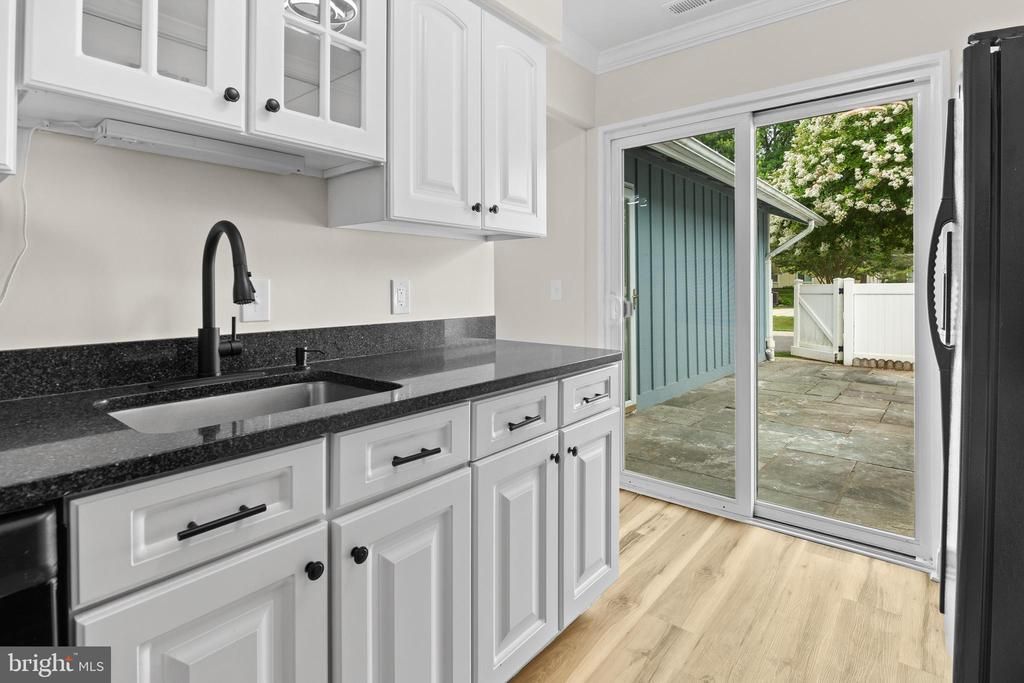 7 FINSBURY PARK COURT , SILVER SPRING, MD 20906