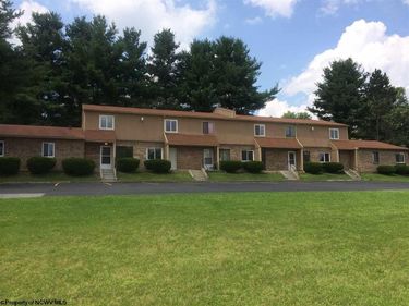 26 Pineview Drive, Reedsville, WV 26547