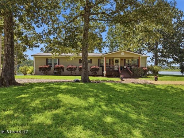423 Robinhood Trail, Brandon, MS 39042