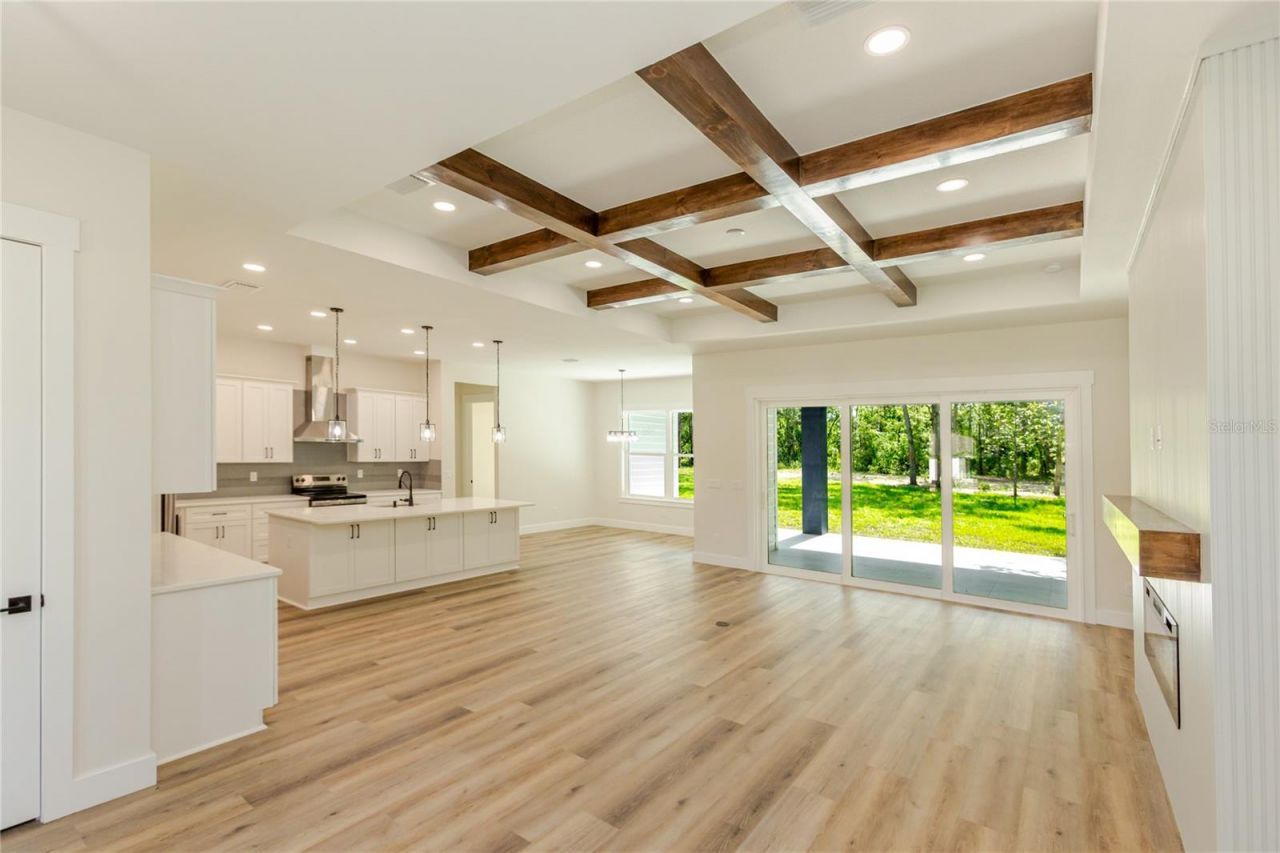 16098 Mellon Road , Weeki Wachee, FL 34614 Photo