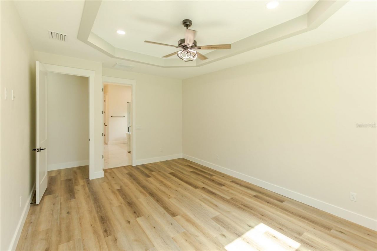 16098 Mellon Road , Weeki Wachee, FL 34614 Photo