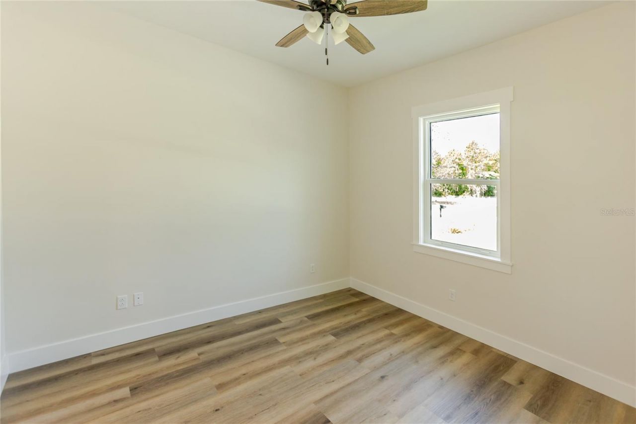 16098 Mellon Road , Weeki Wachee, FL 34614 Photo