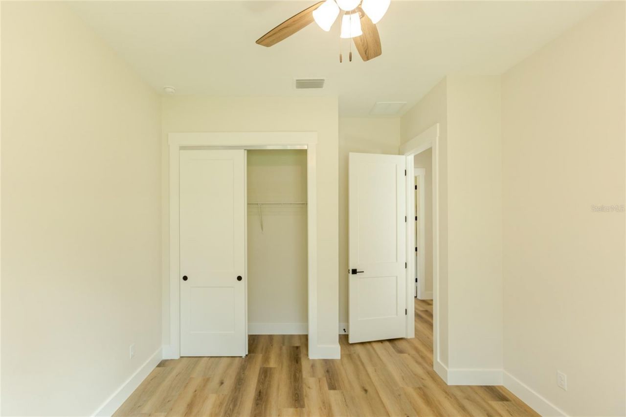 16098 Mellon Road , Weeki Wachee, FL 34614 Photo