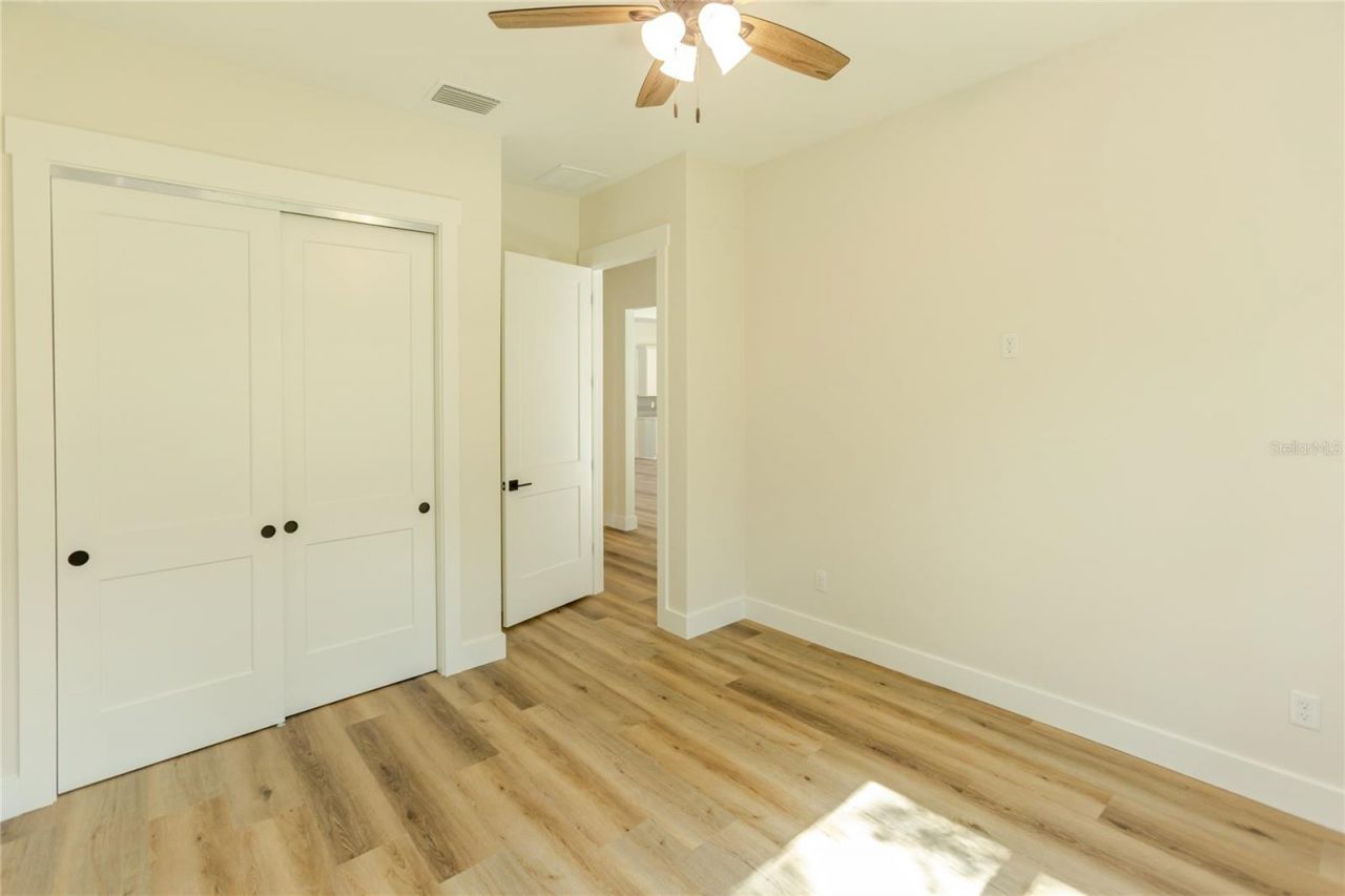 16098 Mellon Road , Weeki Wachee, FL 34614 Photo