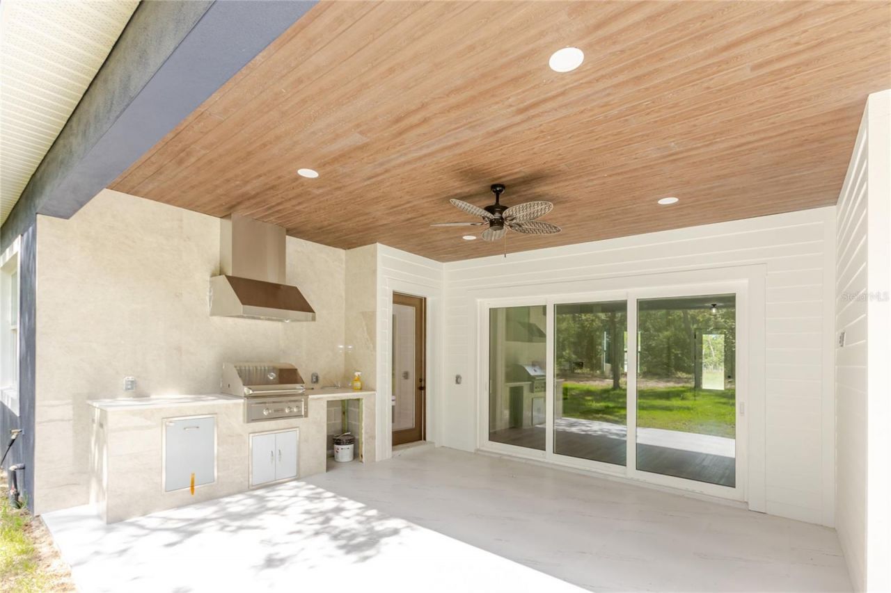 16098 Mellon Road , Weeki Wachee, FL 34614 Photo