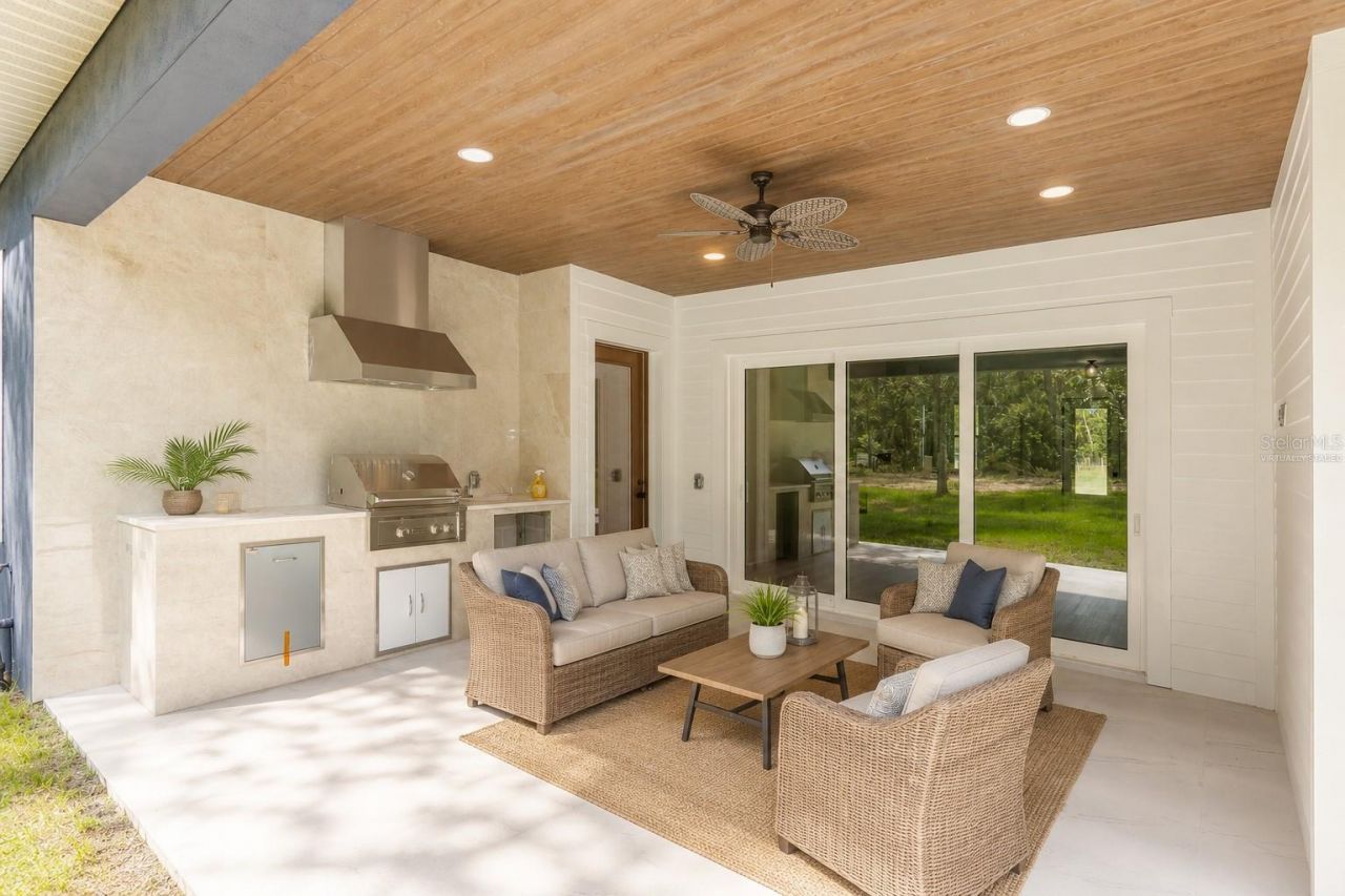 16098 Mellon Road , Weeki Wachee, FL 34614 Photo