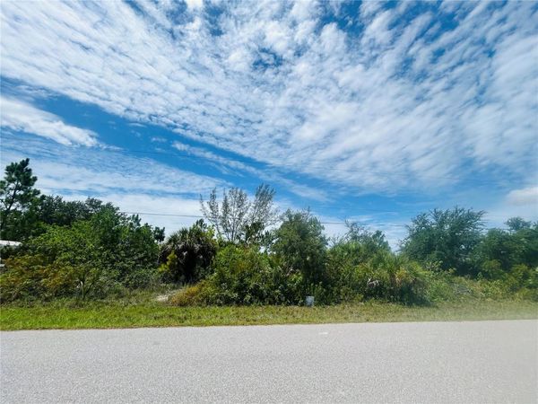 15714 STUART CIRCLE , PORT CHARLOTTE, FL 33981