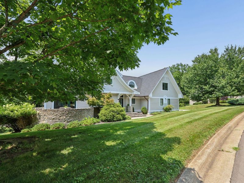 142 Merywen Circle, Granville, OH 43023 Photo 4