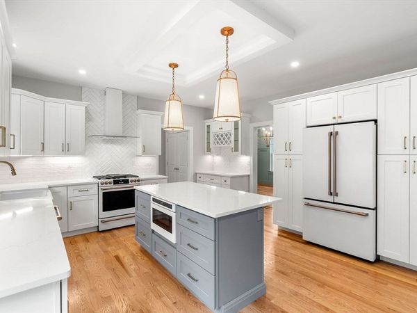 89 Central St, North Reading, MA 01864