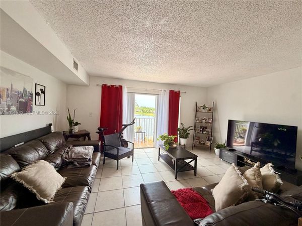 Unit 210, Miami, FL 33193