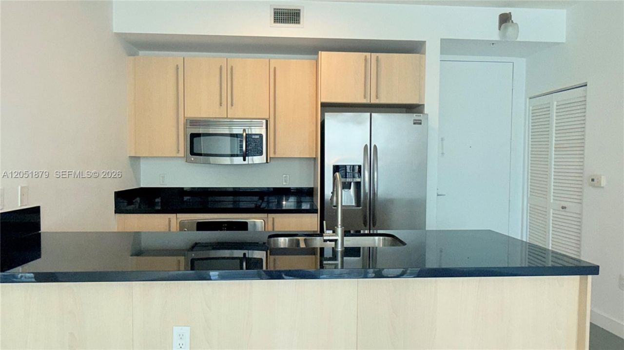 1111 SW 1st Ave , Unit 2223-N, Miami, FL 33130 Photo